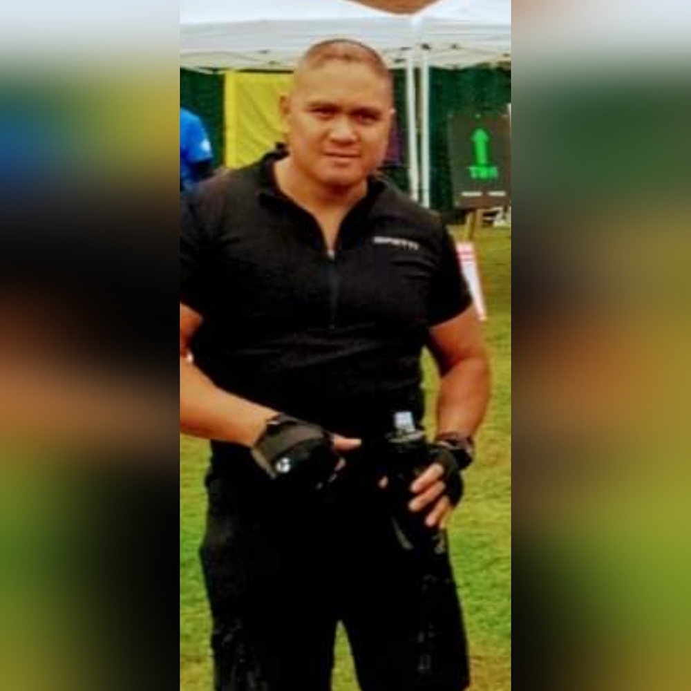 Meet your Posher, Christopher